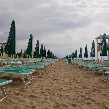 Adorable Modern With Shared Pool Apartment Porto Santa Margherita di Caorle