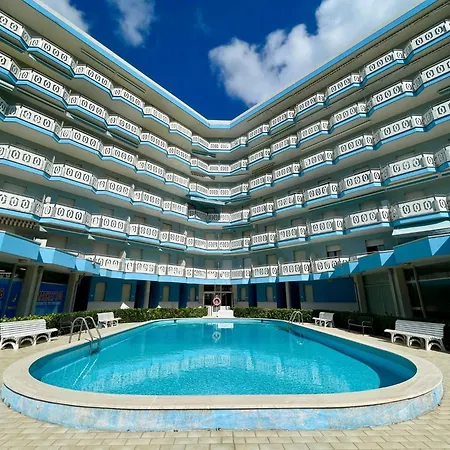 Adorable With Shared Pool Porto Santa Margherita di Caorle