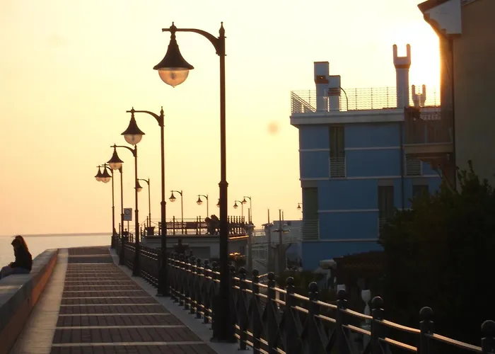 Adorable With Shared Pool Appartement
