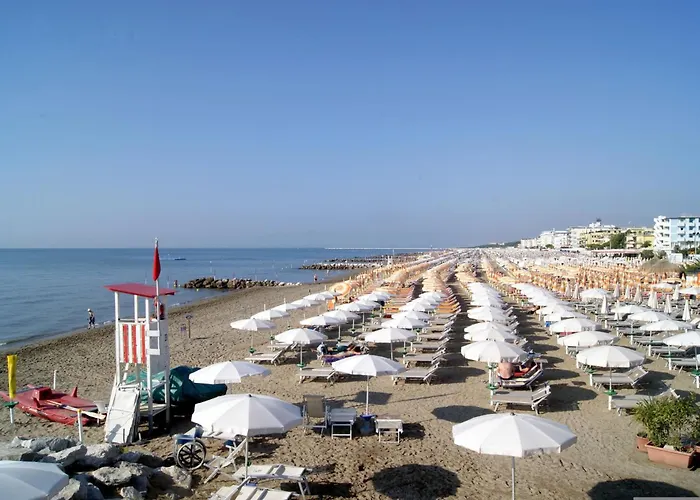 Adorable With Shared Pool Appartement *